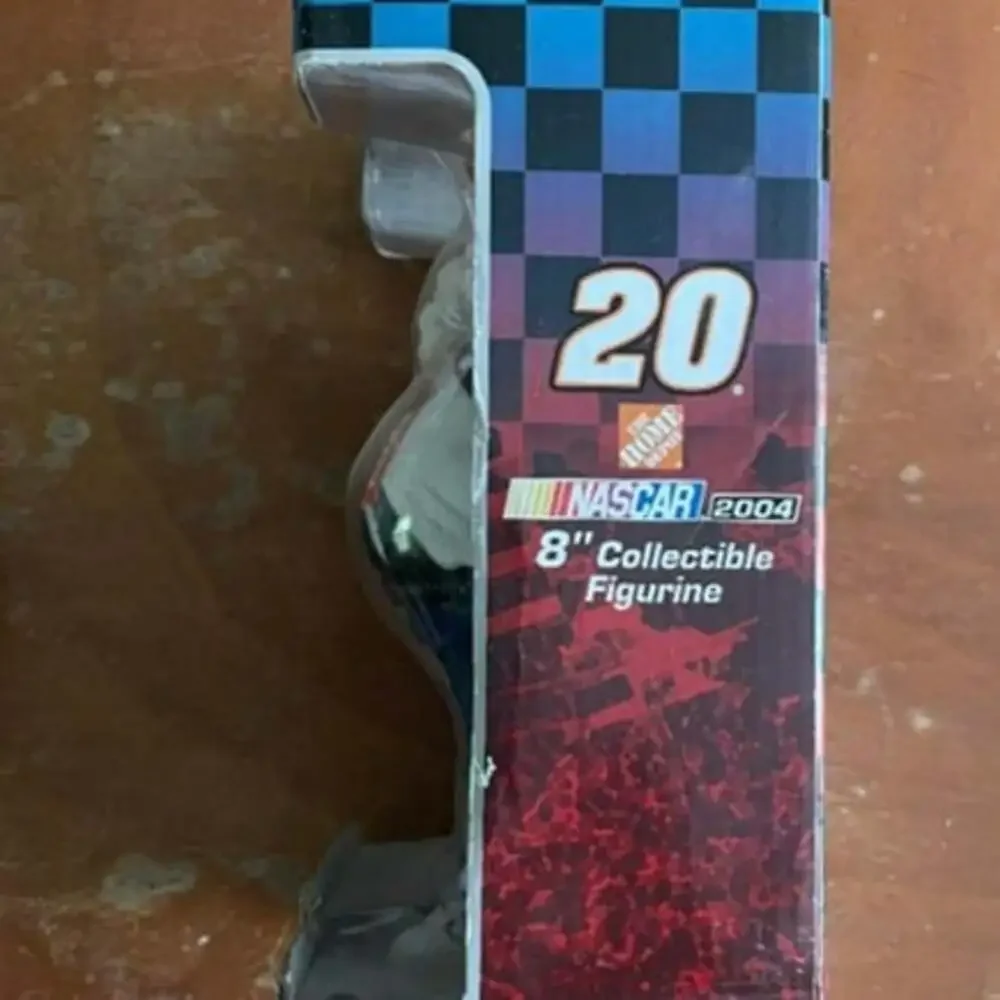 New 2004 NASCAR 8